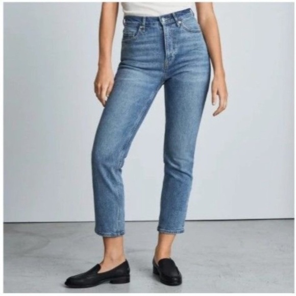 Everlane Denim - Everlane The Cheeky Jean Straight
Leg Jeans Size 24